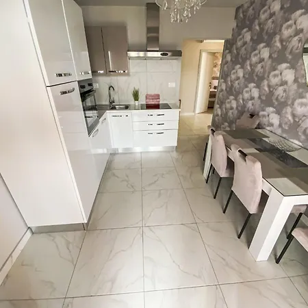 Panoramic Sea View By Interhome Daire *