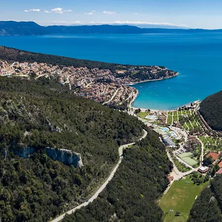 Daire Panoramic Sea View By Interhome Rabac