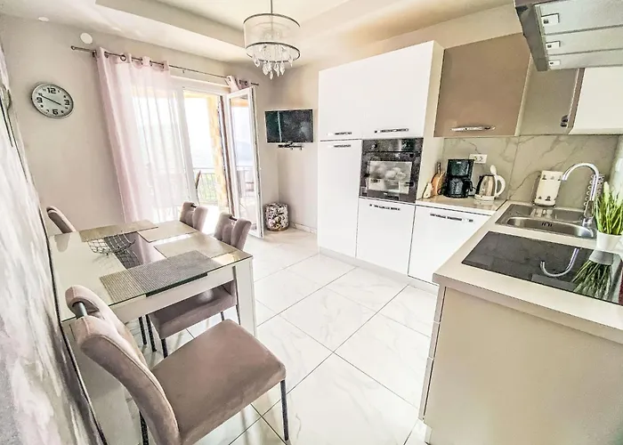 Daire Panoramic Sea View By Interhome *