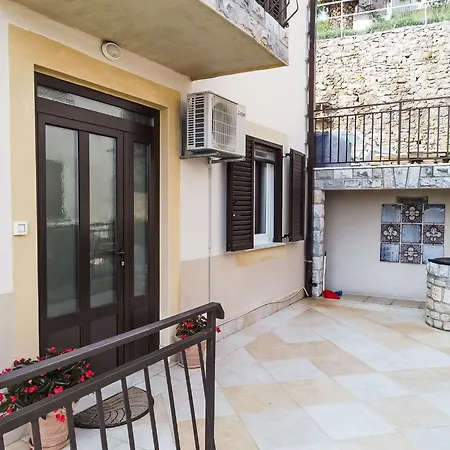 Panoramic Sea View By Interhome Apartmán